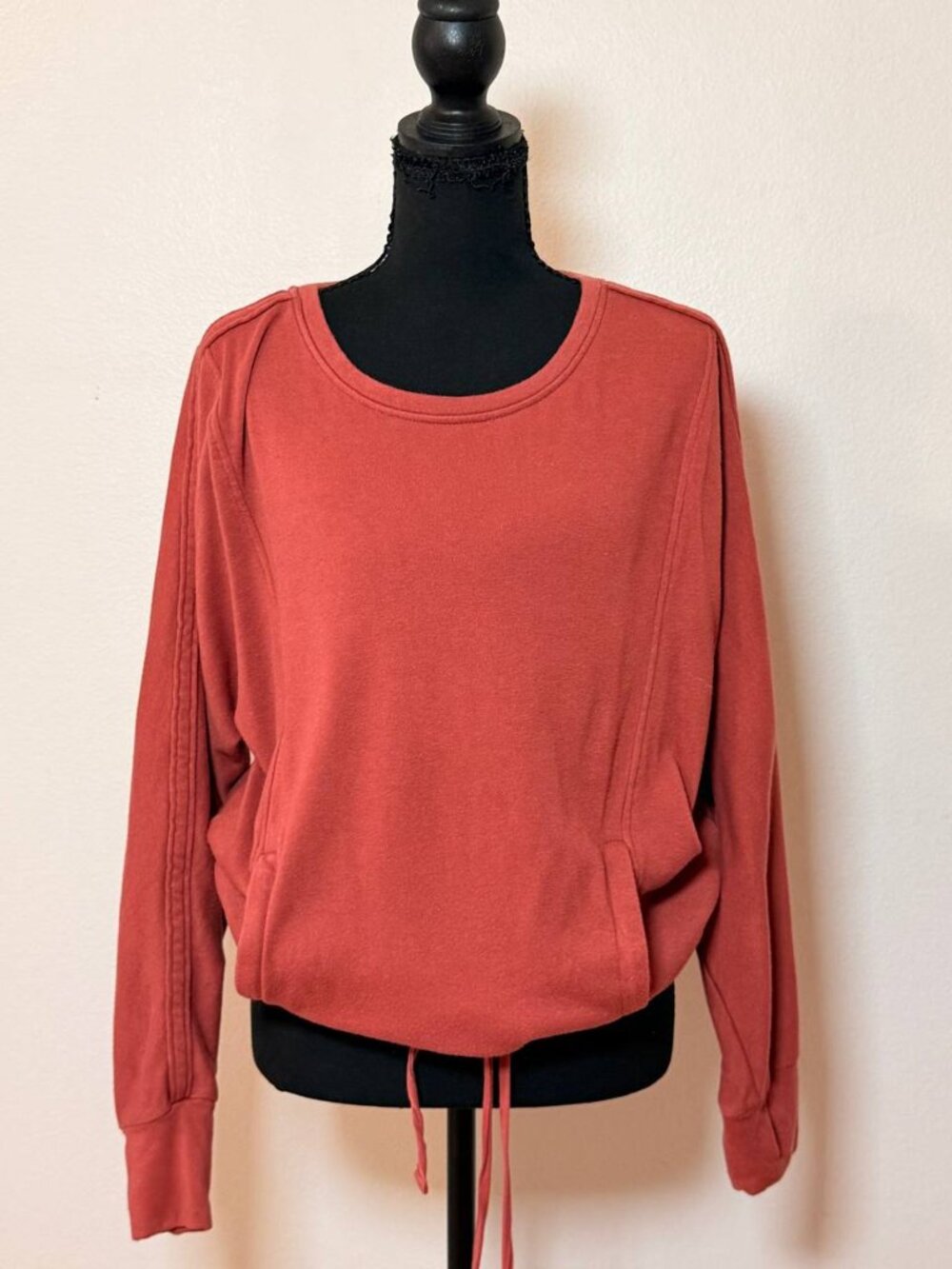 Seven7 Rust Red Cinched Waist Sweatshirt Cozy Athleisure L